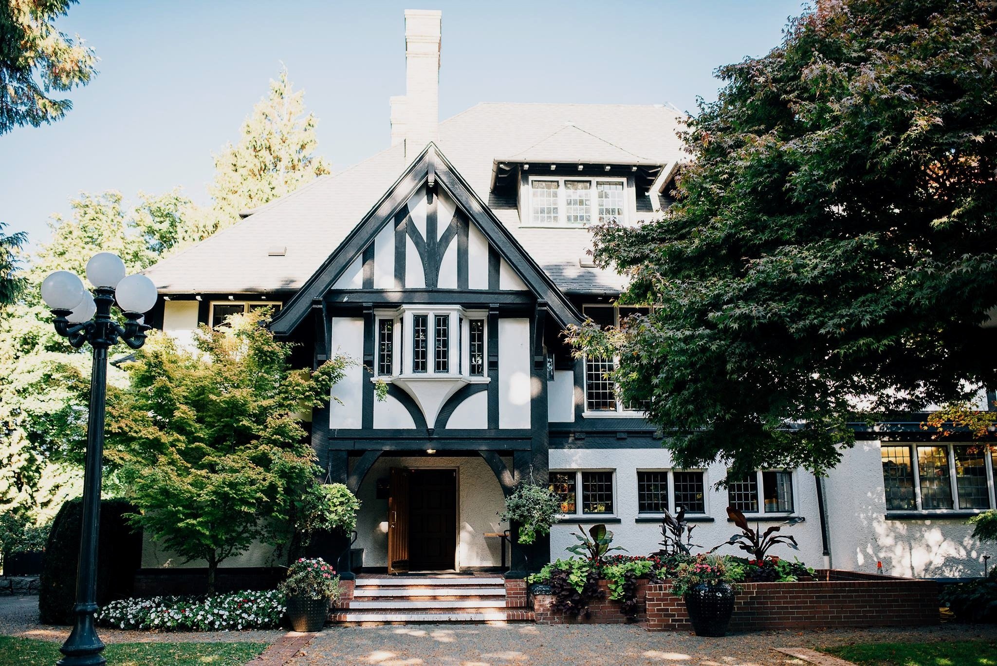 Hart House - Deer Lake